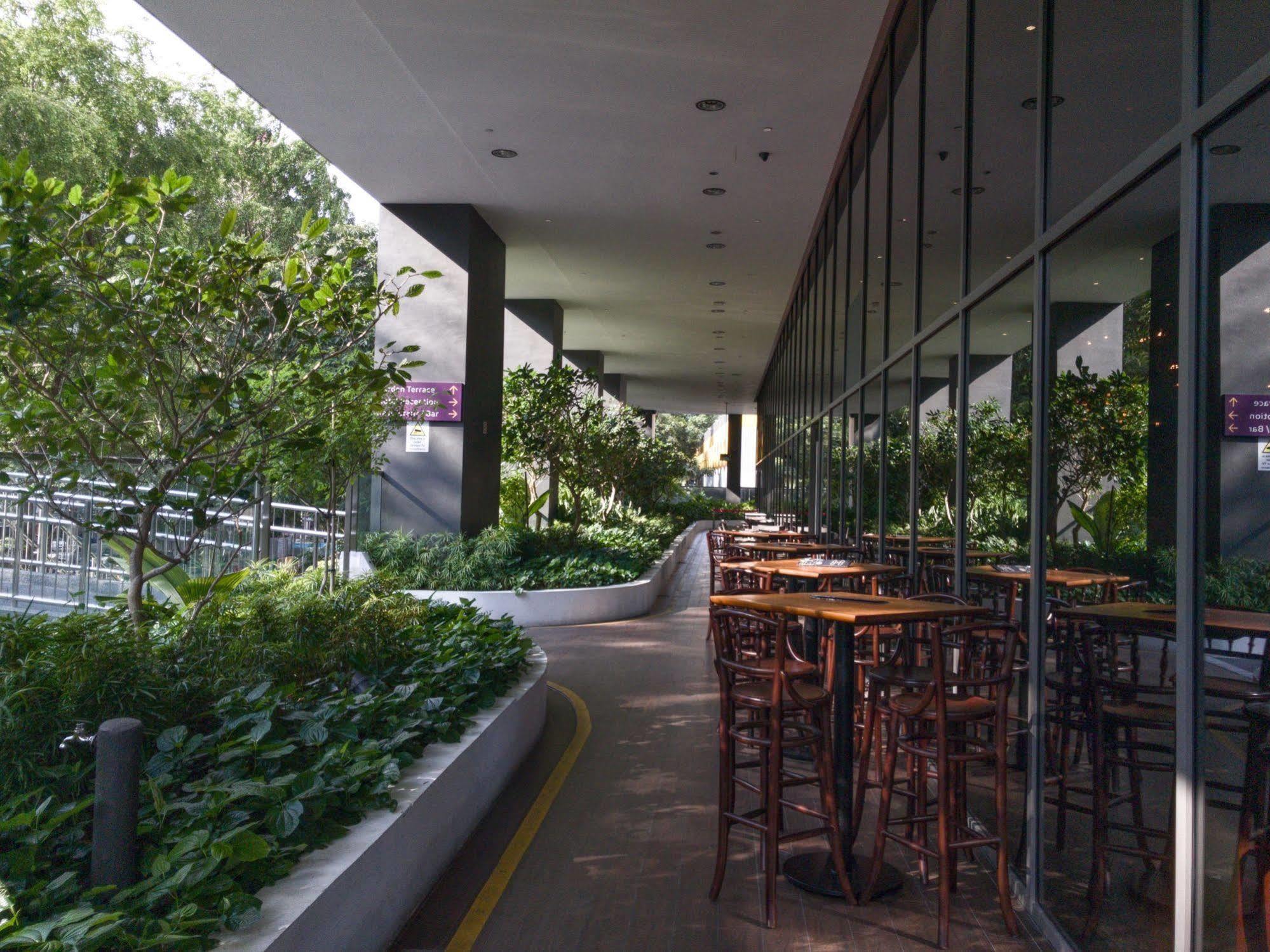 Hotel Traveltine Singapore Exteriör bild